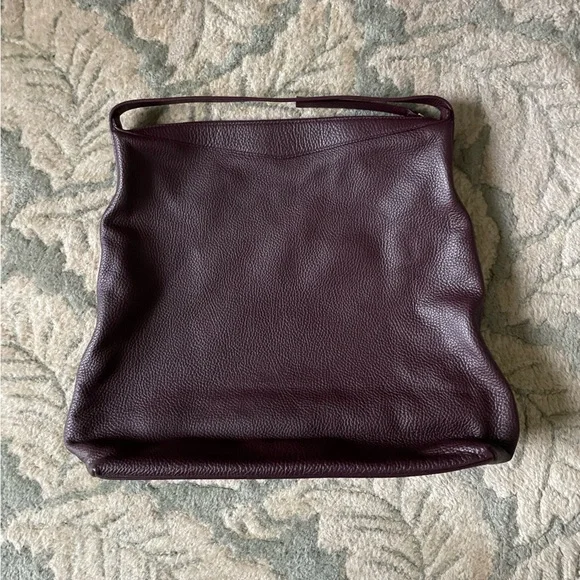 Everlane The Boss Bag in Pebbled Burgundy Leather - Picture 7 of 9